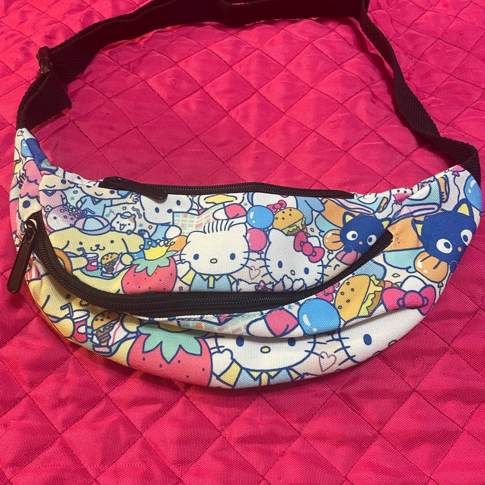 Hello Kitty Fanny pack - Picture 3 of 3